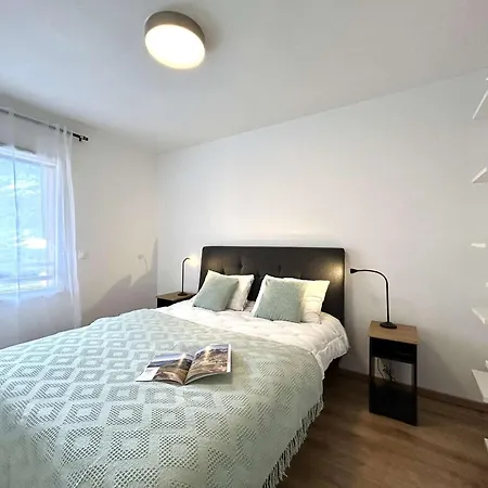 3 Pieces, 2 Chambres, Balcon, Vue Briancon, Wifi Gratuit - Fr-1-330c-150 Apartment