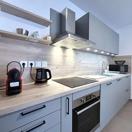3 Pieces, 2 Chambres, Balcon, Vue Briancon, Wifi Gratuit - Fr-1-330c-150 Apartment *